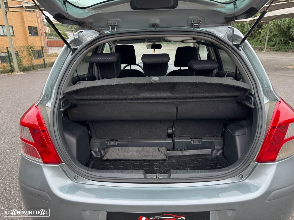 Toyota Yaris - 20