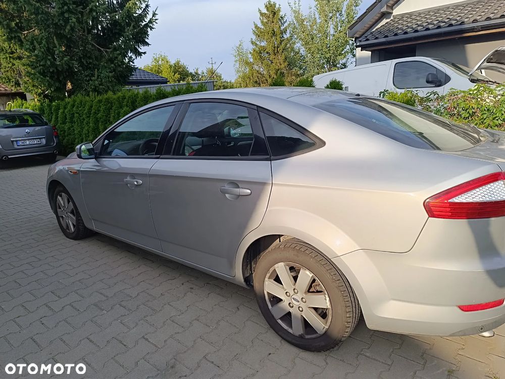 Ford Mondeo 1.8 TDCi Gold X - 4