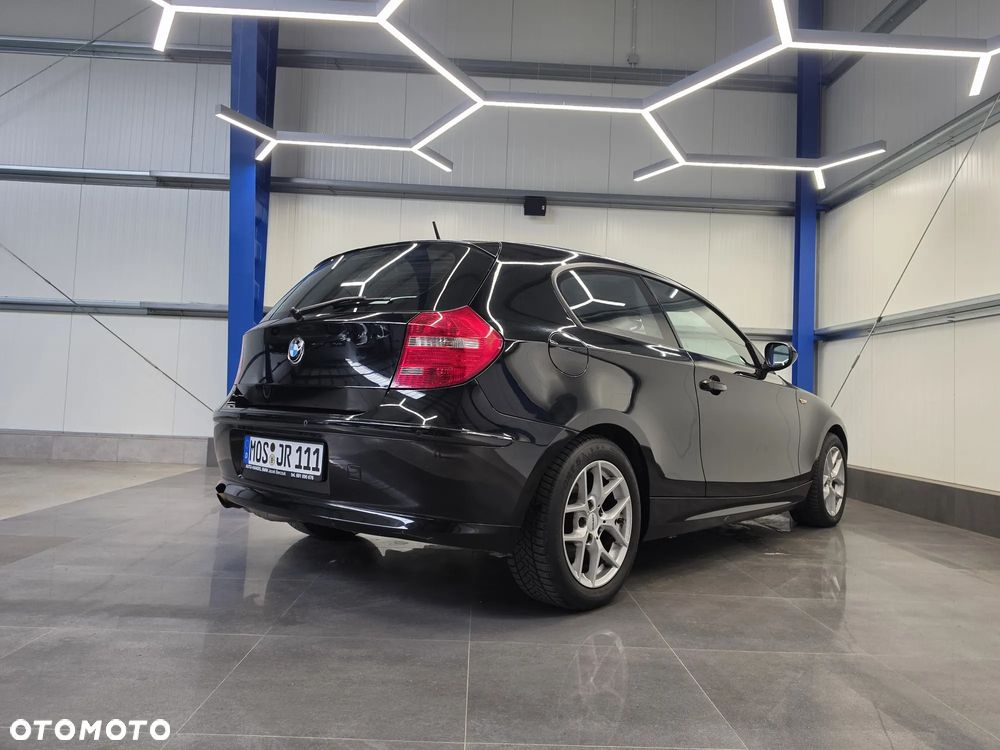 BMW Seria 1 116i - 16