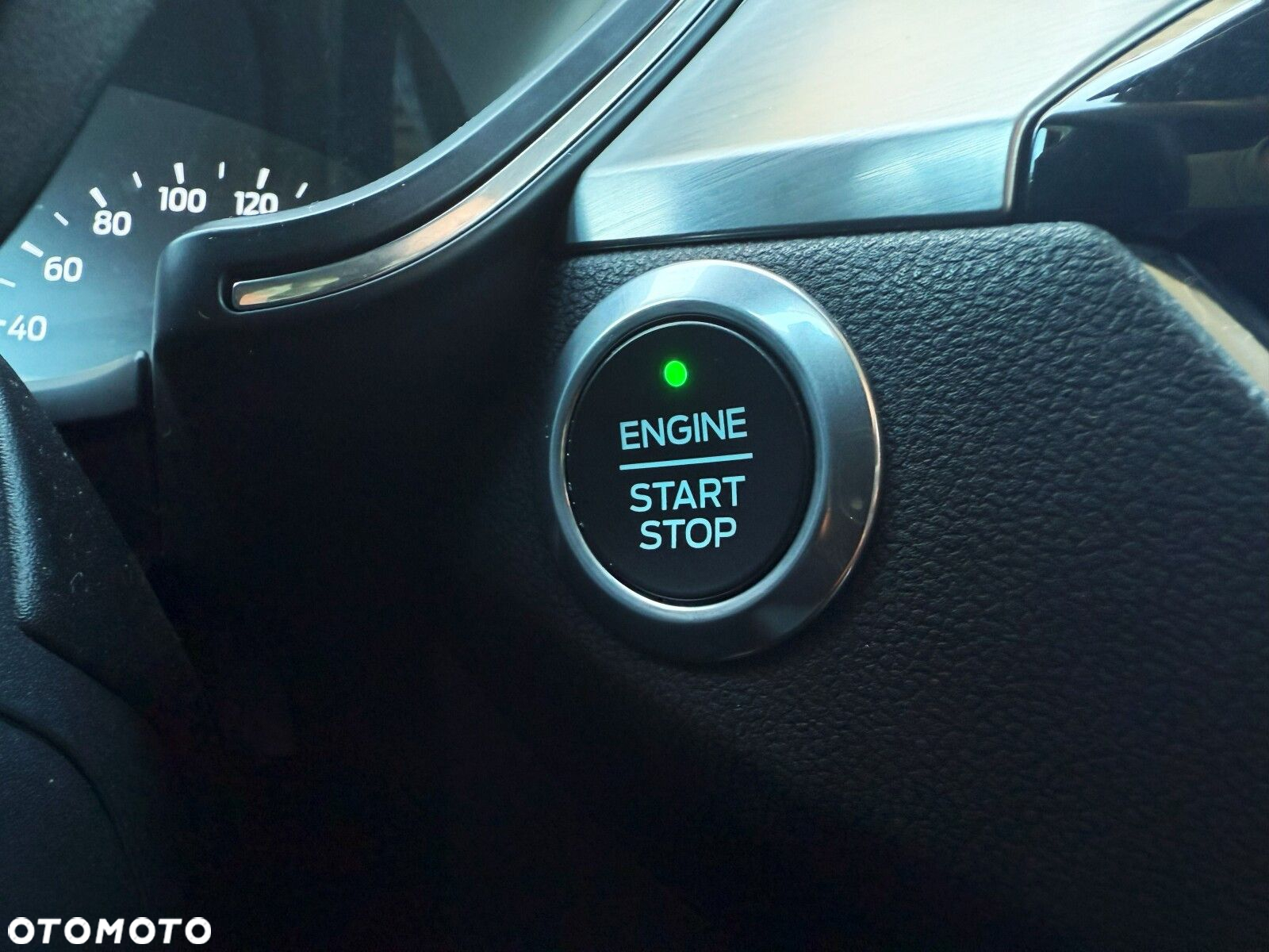 Ford Kuga - 22