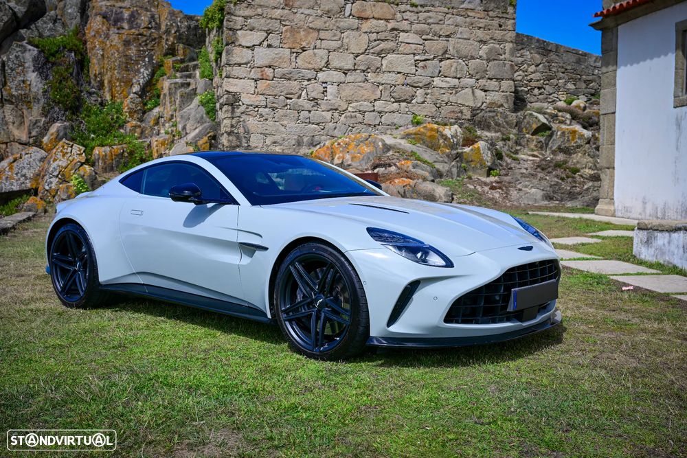 Aston Martin Vantage Coupe V8 - 17