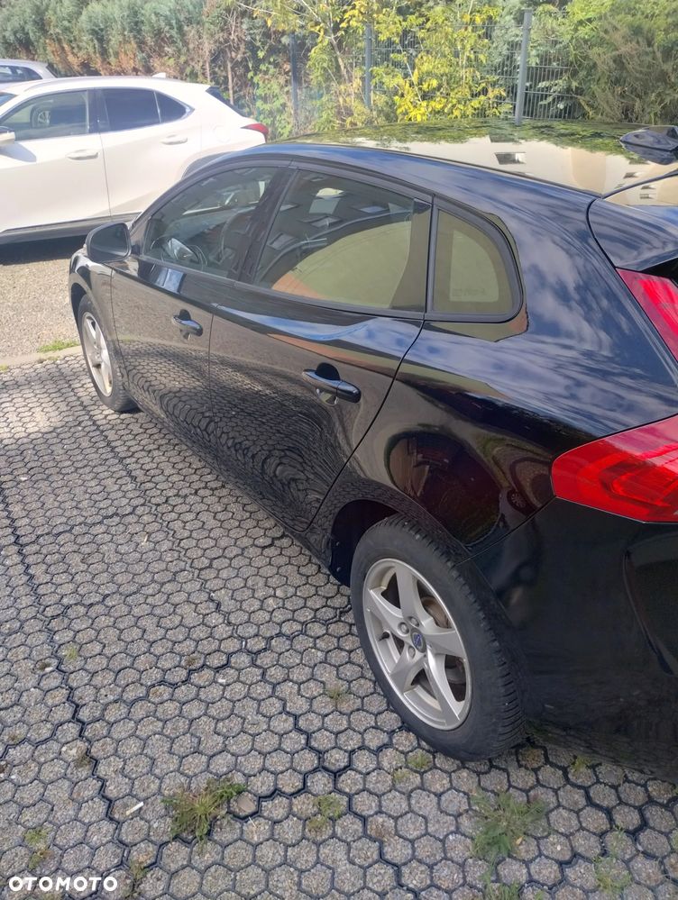 Volvo V40 D3 R-Design Momentum - 2