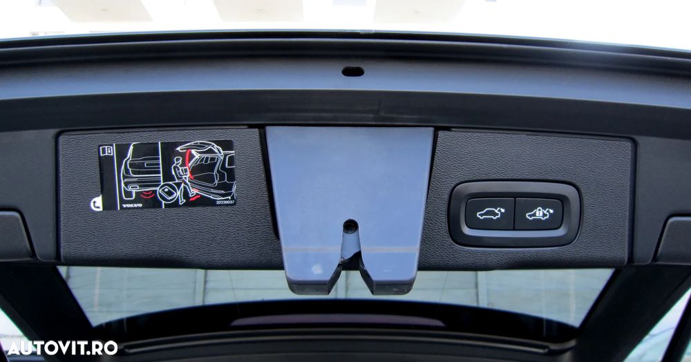 Volvo XC 60 D4 Geartronic Inscription - 31