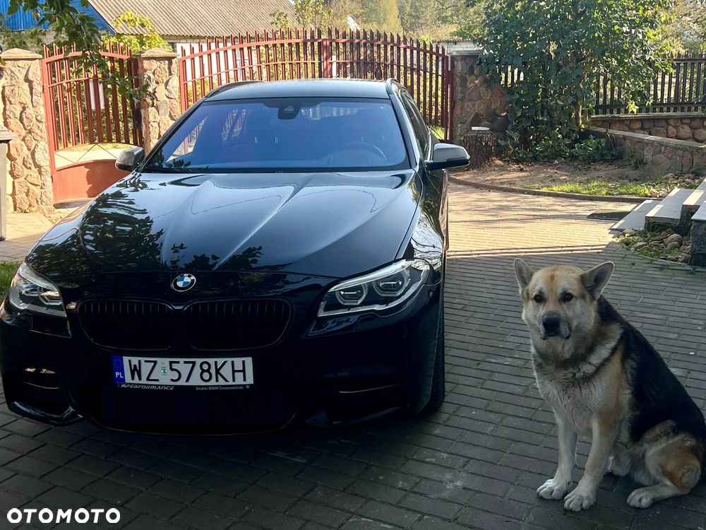 BMW Seria 5 M550d xDrive Sport-Aut - 13