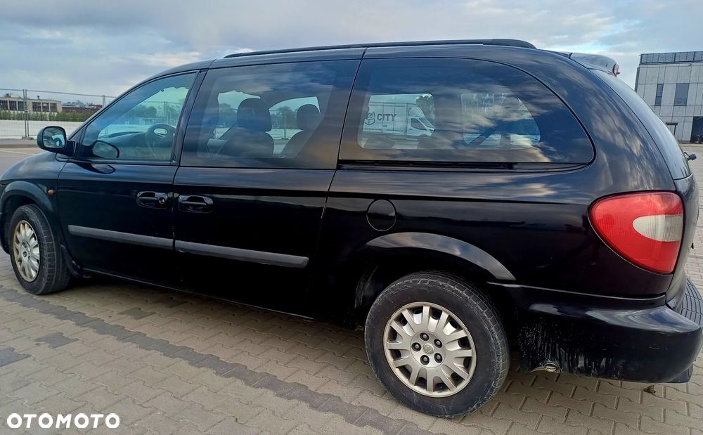 Chrysler Grand Voyager - 14