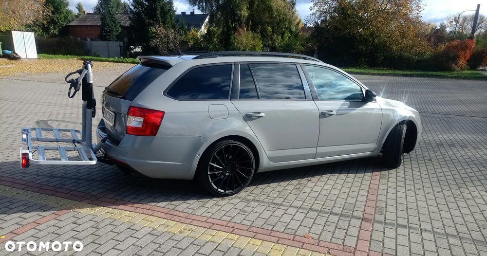 Skoda Octavia 2.0 TDI (Green tec) DSG RS - 15
