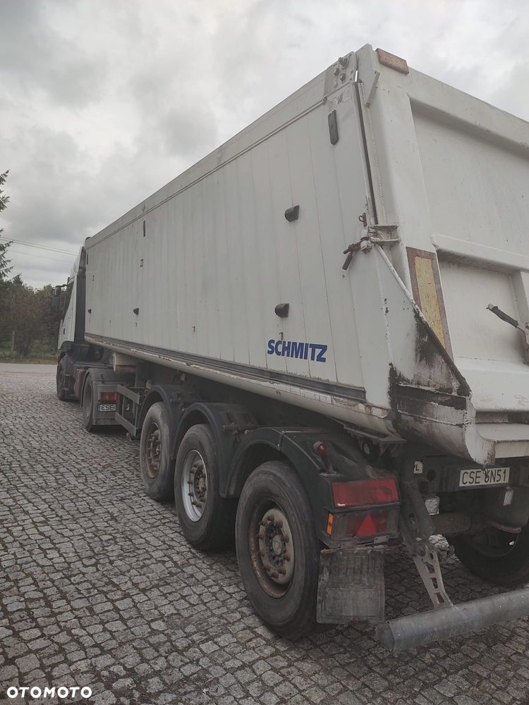 Schmitz Cargobull SKI 24 8.2 - 10
