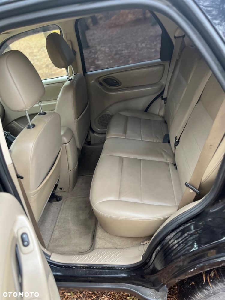 Ford Maverick Highclass - 10