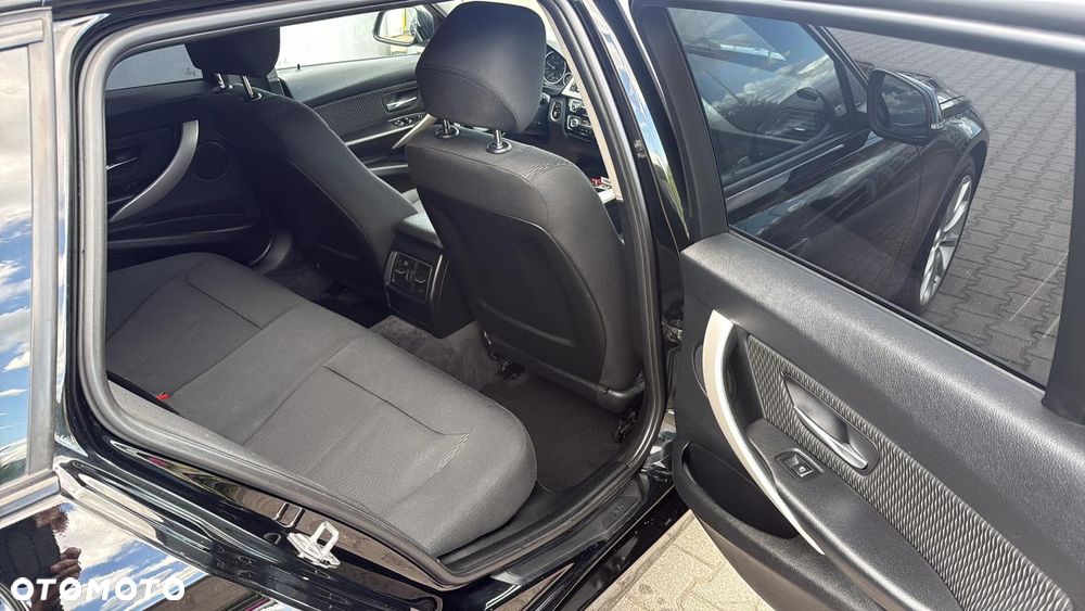BMW Seria 3 318d Edition Luxury Line Purity - 9