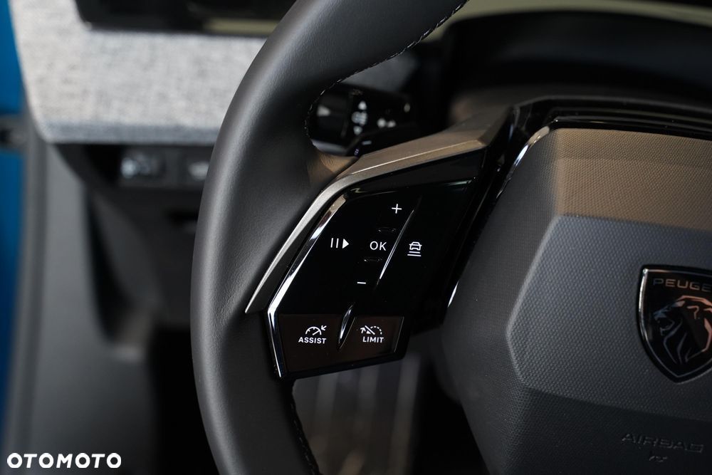 Peugeot 3008 1.2 PureTech mHEV Allure e-DCS6 - 19