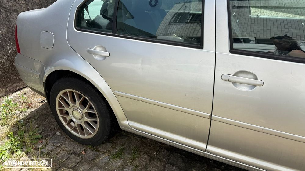 VW Jetta - 12