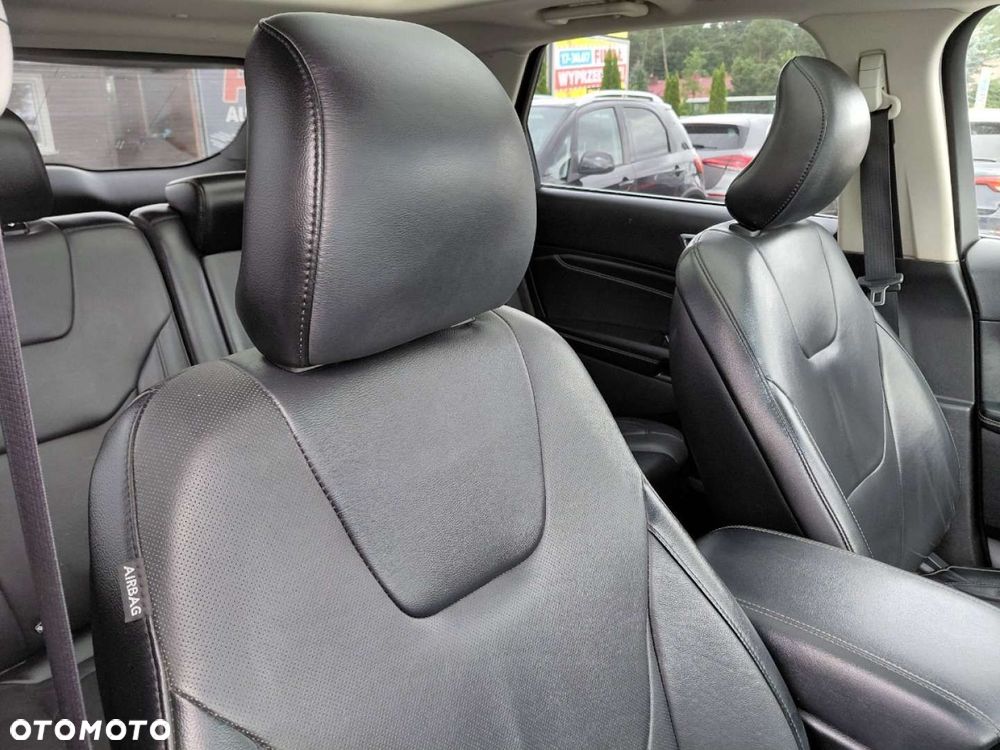 Ford Edge - 19