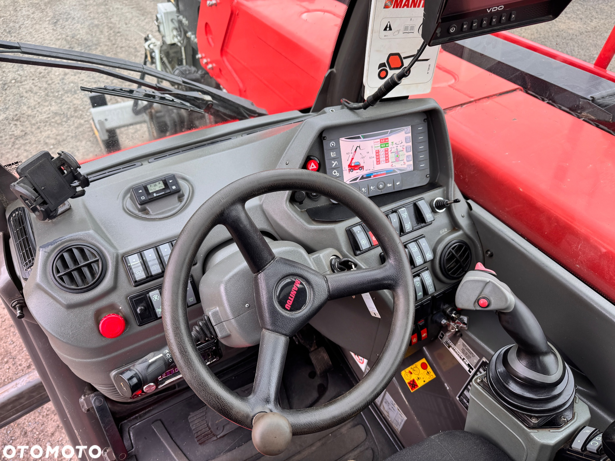 Manitou MRT2150 + 4ST - 10