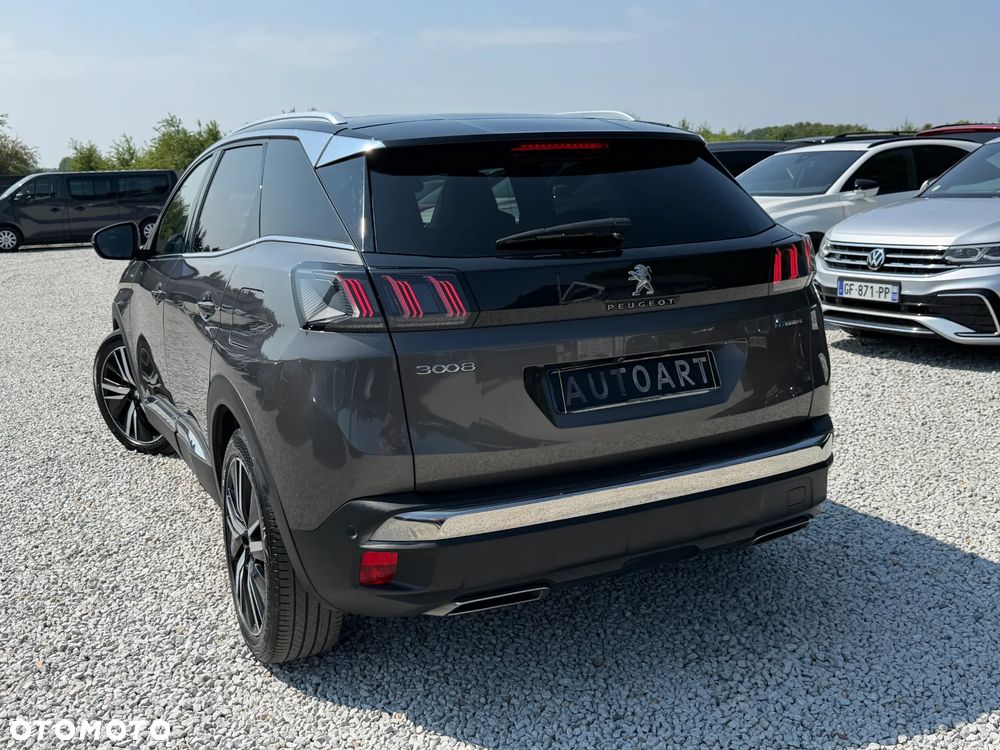 Peugeot 3008 1.6 PureTech HYbrid4 GT Line S&S EAT8 - 12