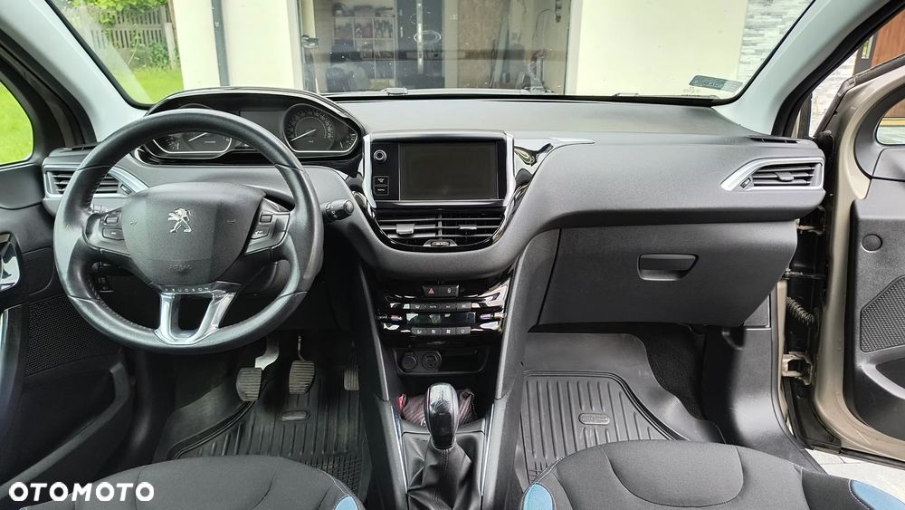 Peugeot 208 1.6 e-HDi Active STT - 9
