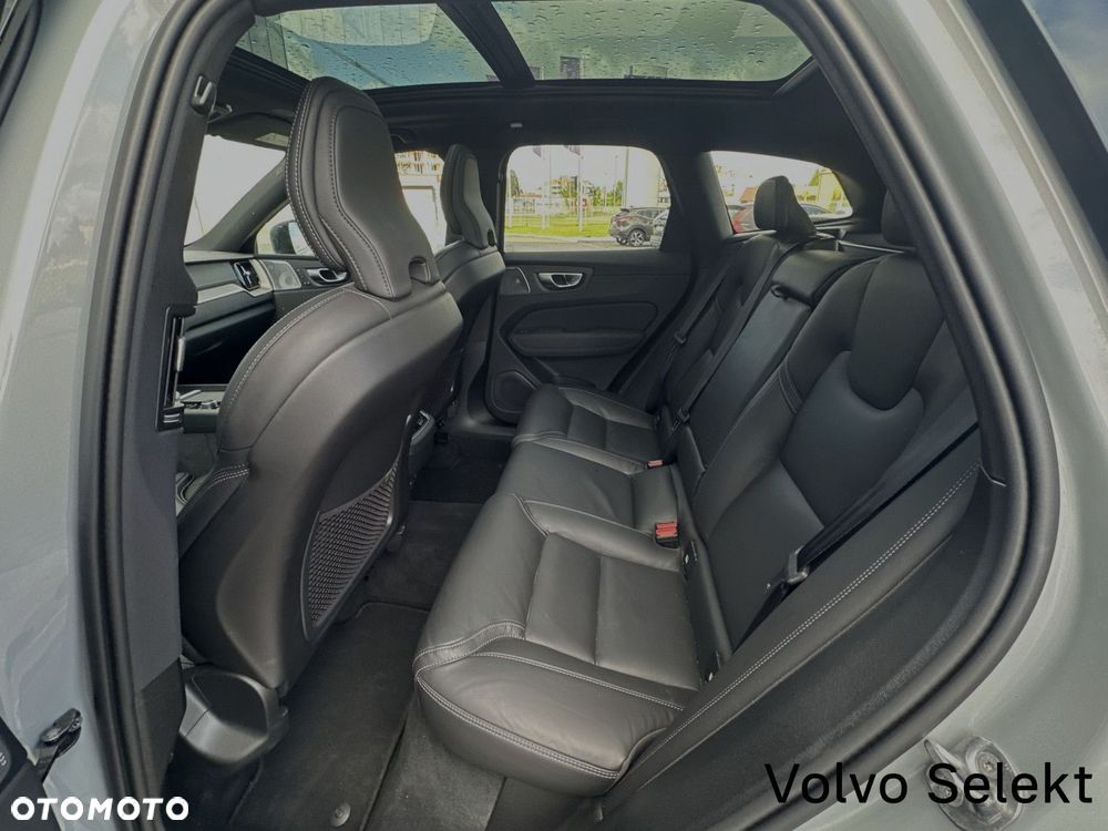 Volvo XC 60 - 32