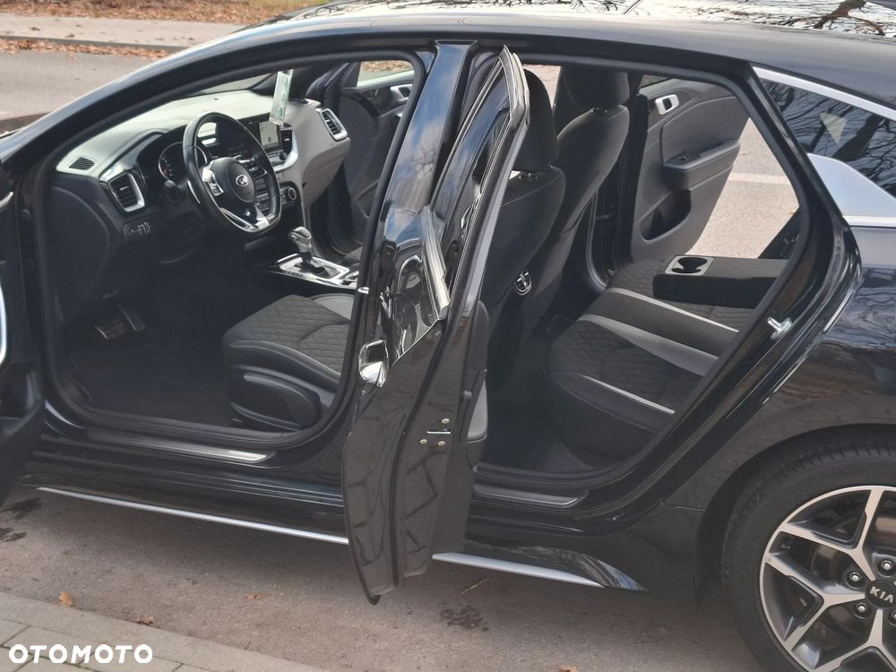 Kia ProCeed 1.5 T-GDI DCT7 OPF GT LINE - 11