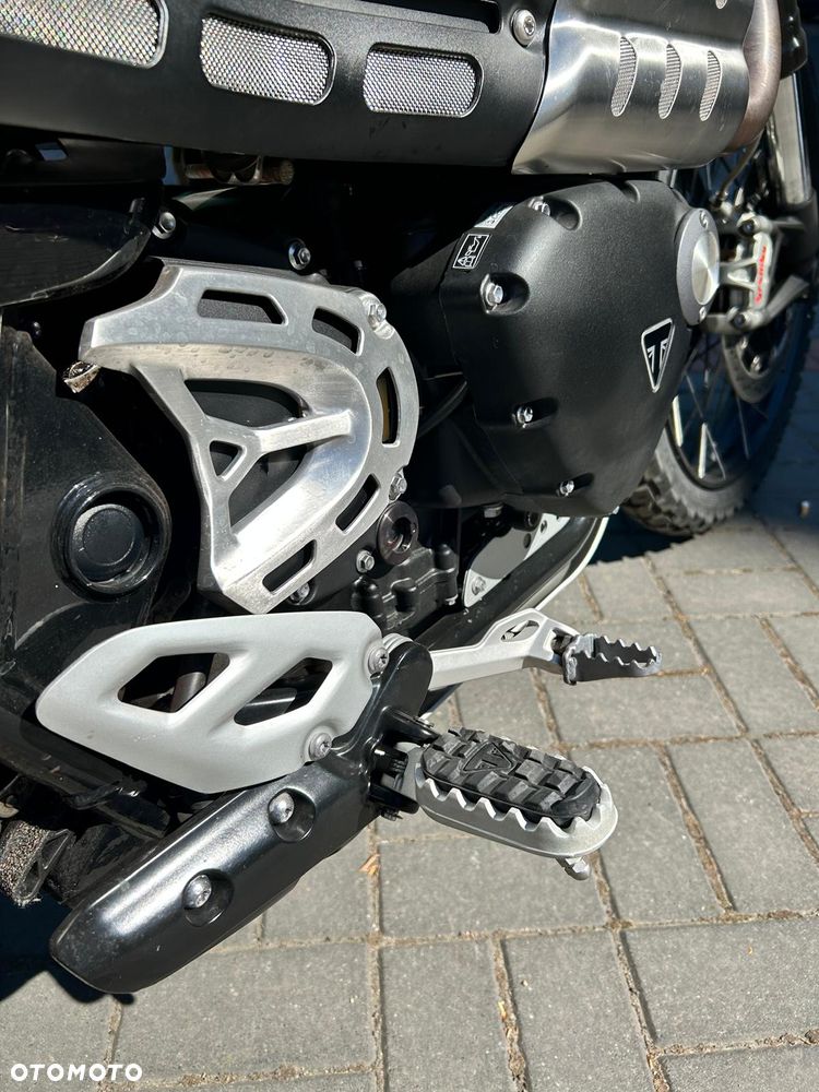 Triumph Scrambler - 8