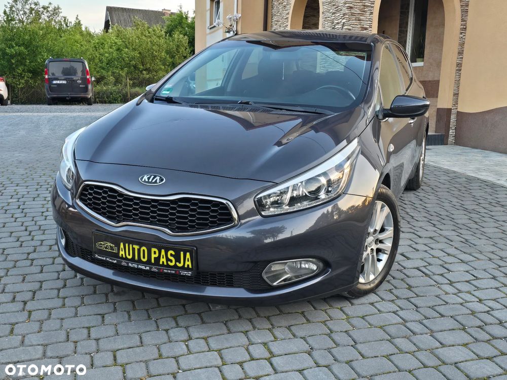 Kia Ceed 1.6 GDI Vision - 4