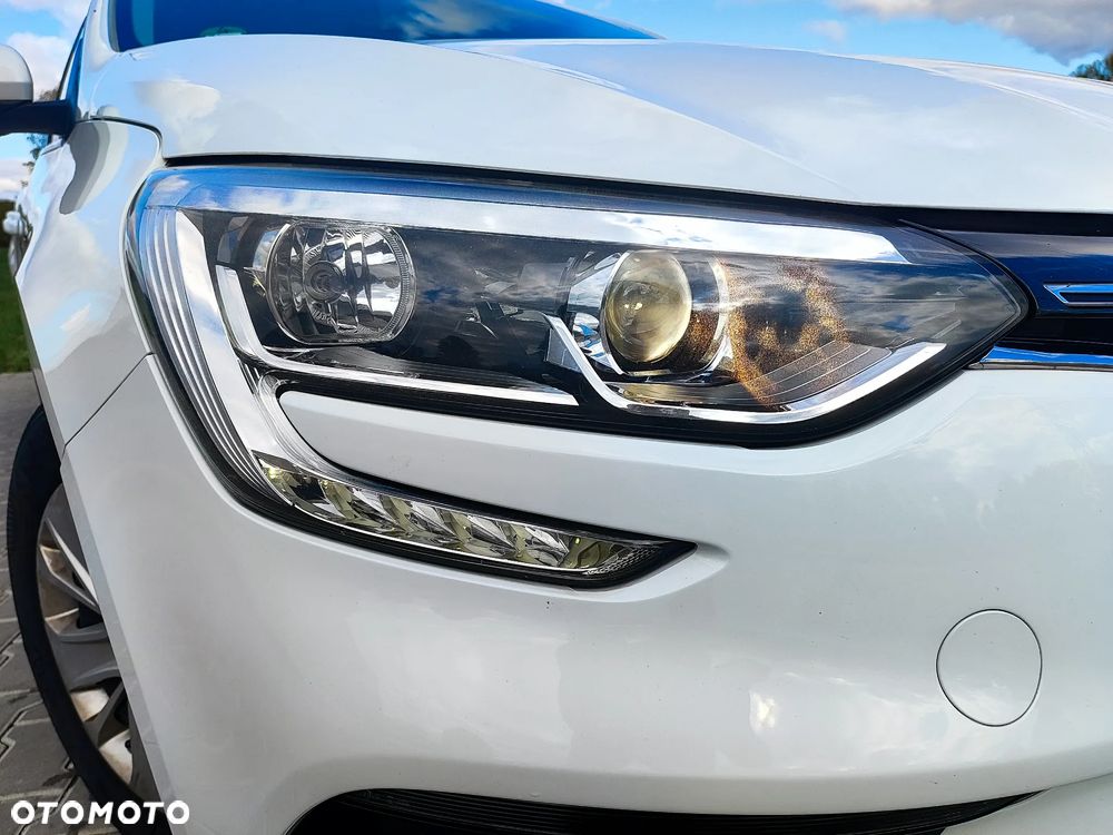 Renault Megane Grandtour TCe 115 GPF LIFE - 7