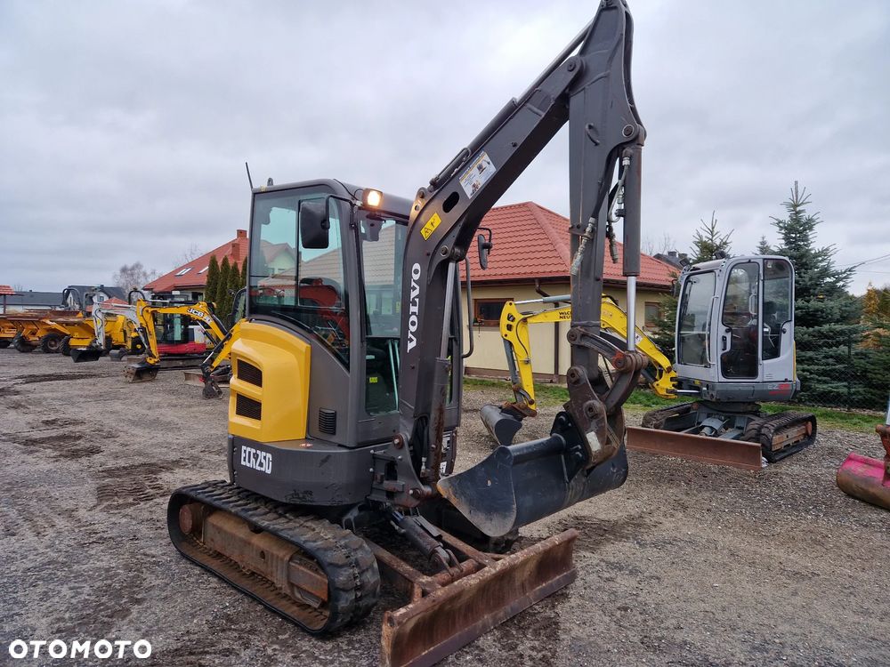 Volvo ECR 25 D , Neuson Wacker EZ 28Vds, Kubota KX 057-4, JCB 8026, 8025 Yanmar VIo 27 SV 26 - 8