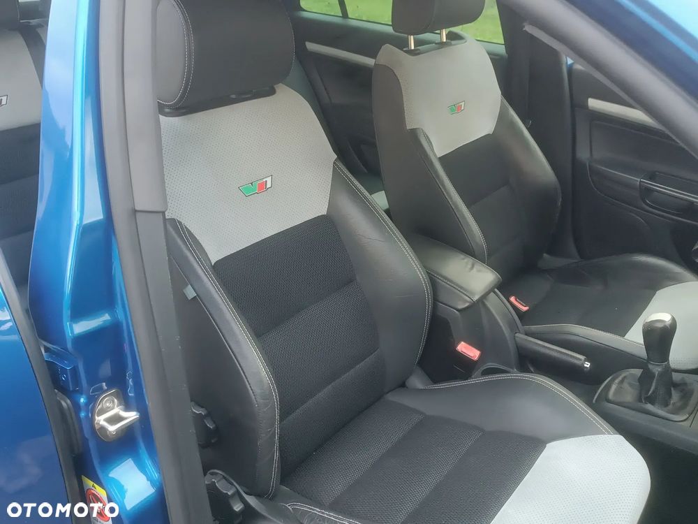 Skoda Octavia 2.0 TFSI RS - 9