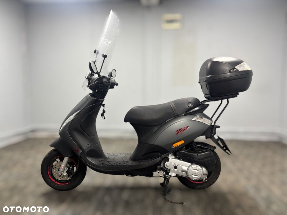 Piaggio ZIP - 5