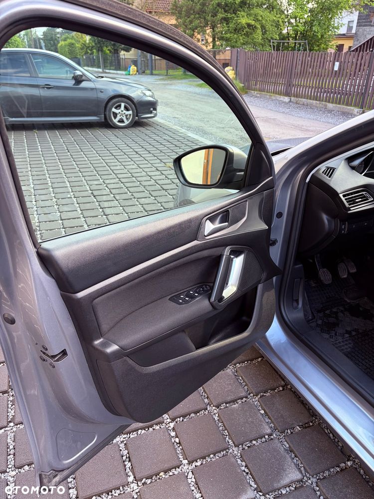 Peugeot 308 1.5 BlueHDi Active S&S - 29