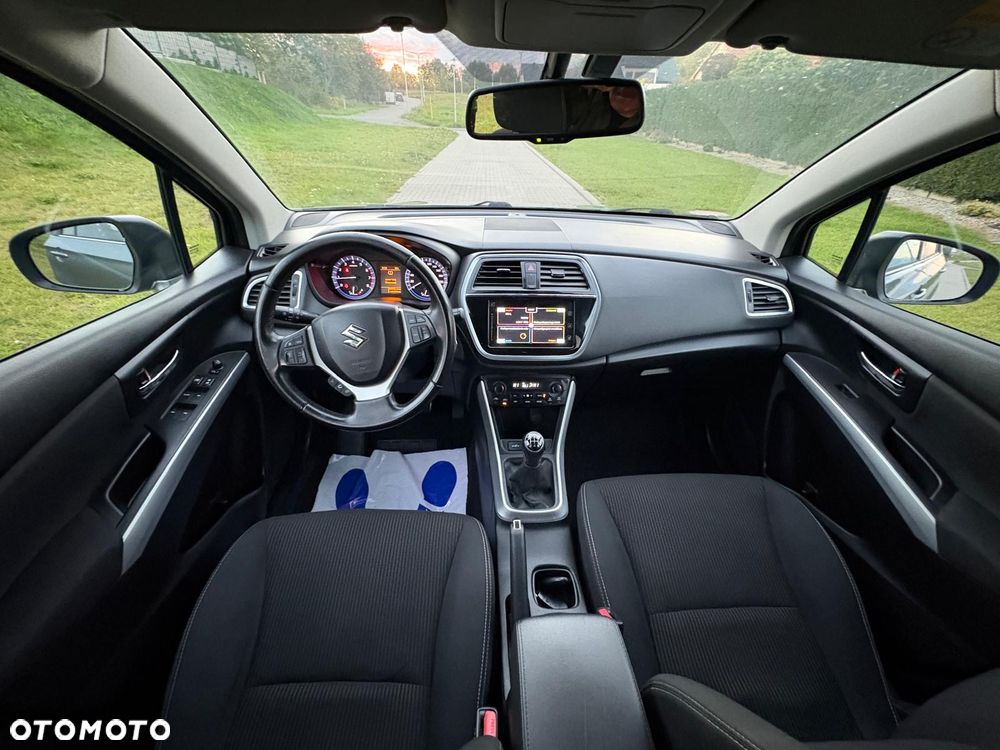 Suzuki S-Cross - 18