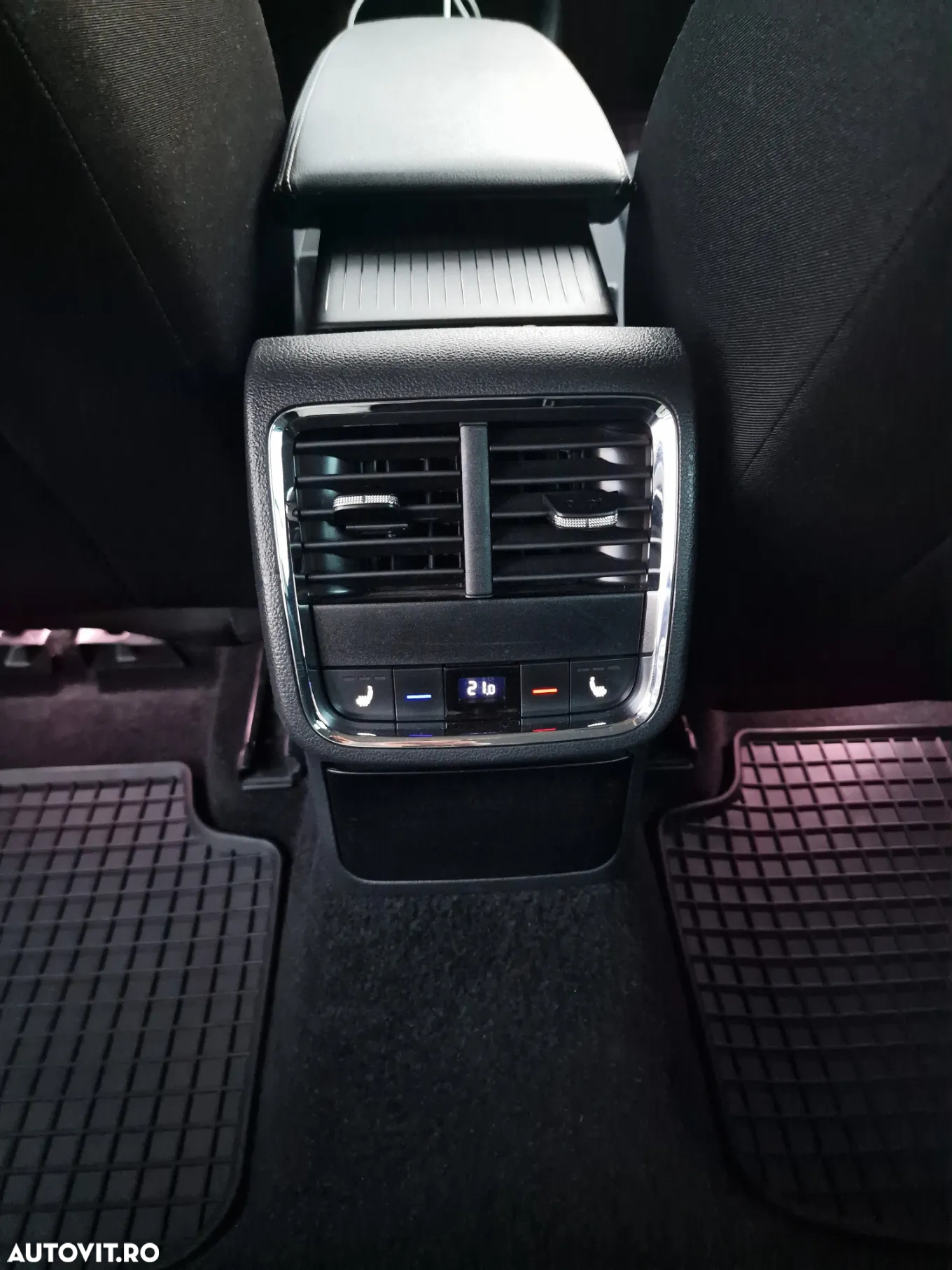 Skoda Octavia 2.0 TDI DSG Style - 11