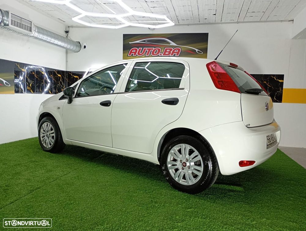 Fiat Punto 1.3 M-Jet Easy S&S - 28