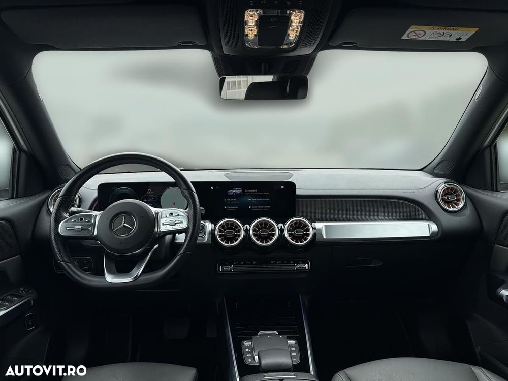 Mercedes-Benz EQB - 12