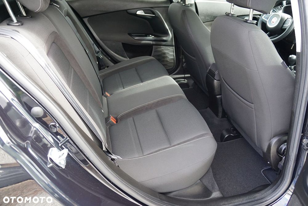 Fiat Tipo 1.4 T-Jet Lounge - 17