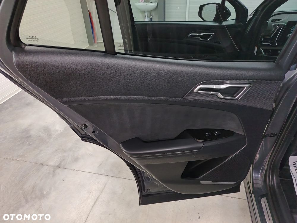 Kia Sportage 1.6T-GDI AWD GT-line - 19