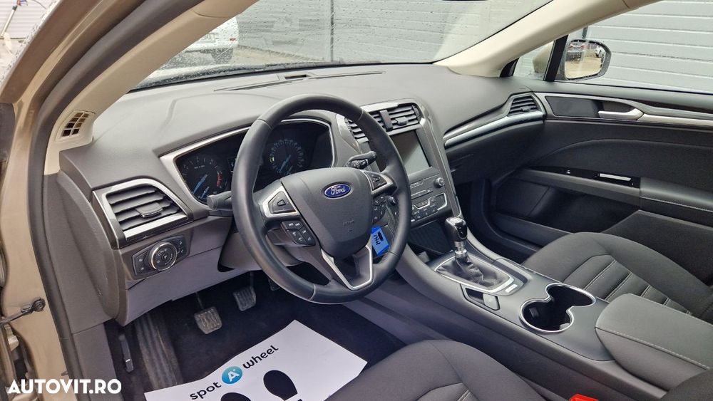 Ford Mondeo - 14