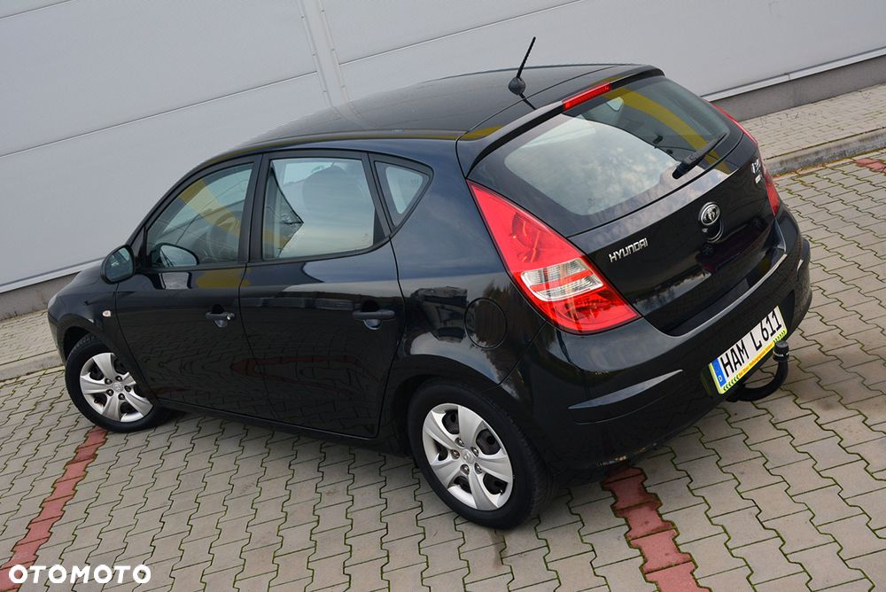 Hyundai i30 1.4 Intro Edition - 12