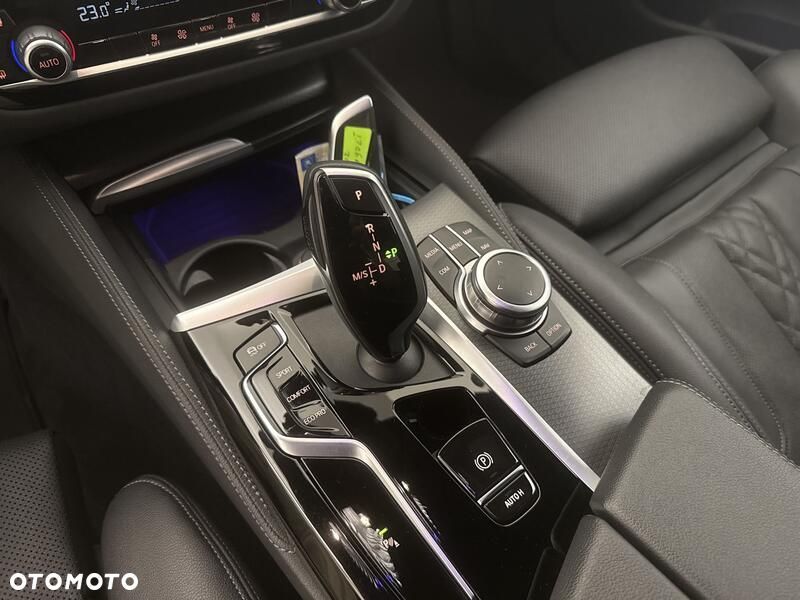 BMW Seria 5 520d xDrive MHEV M Sport sport - 20