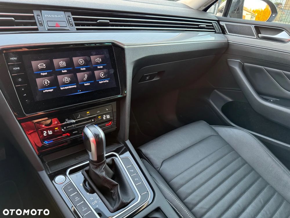 Volkswagen Passat - 27