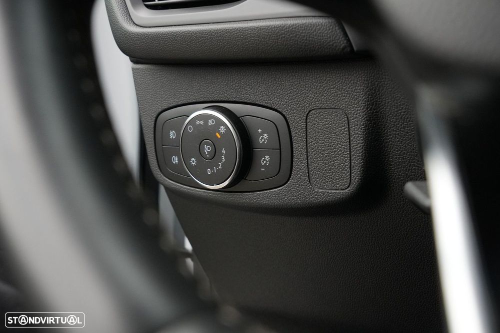 Ford Focus 1.0 EcoBoost MHEV Titanium - 17