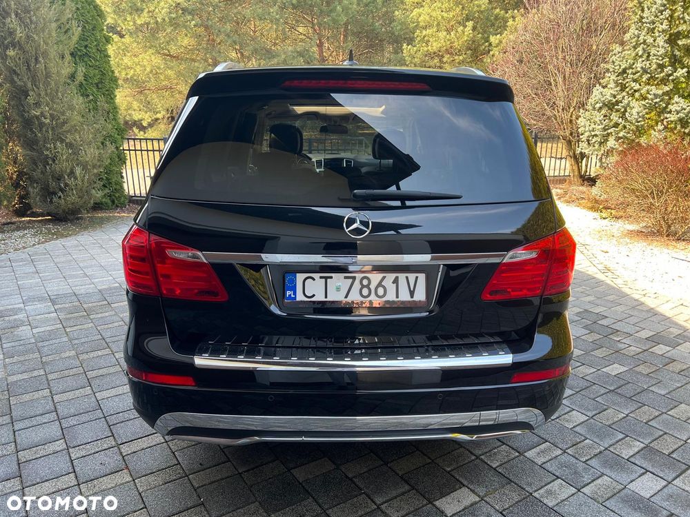 Mercedes-Benz GL 350 BlueTec 4-Matic - 3
