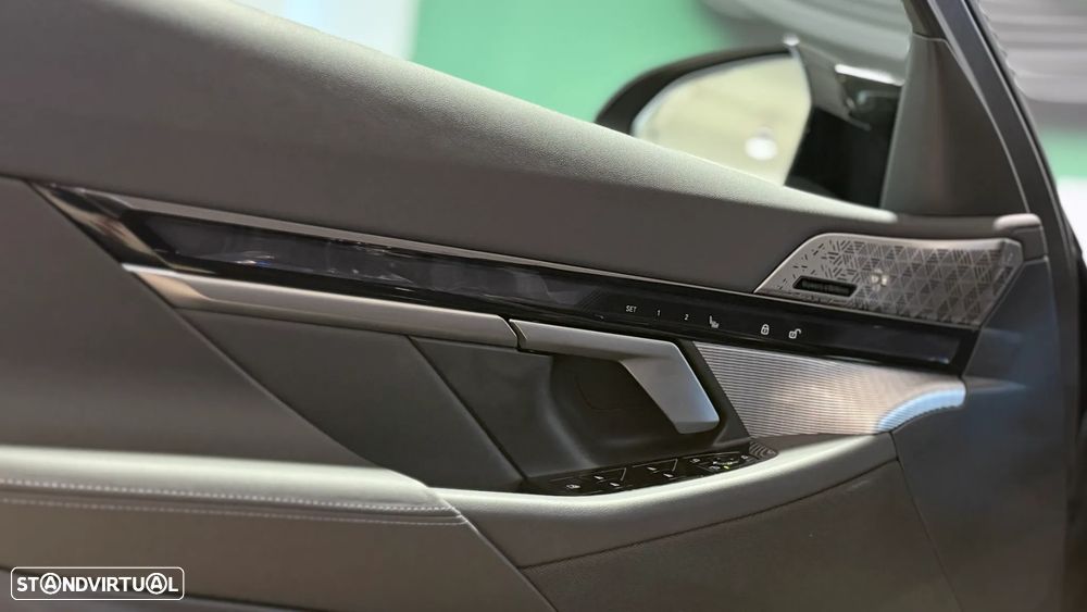 BMW M5 Touring xDrive - 47