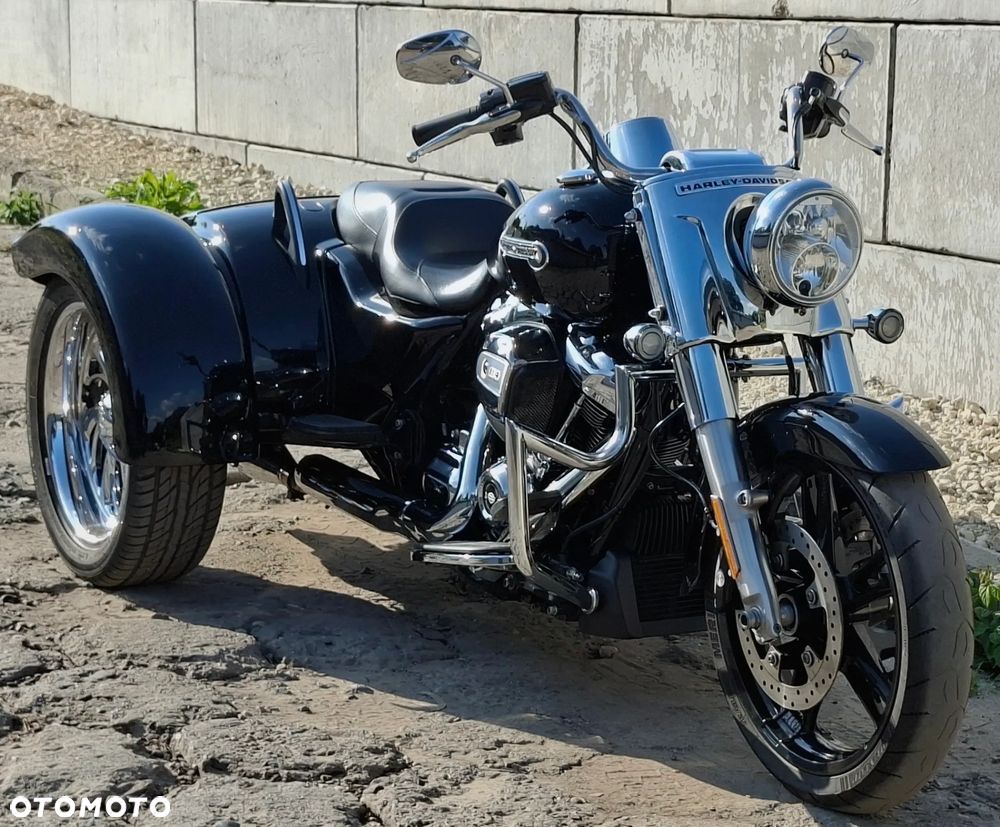 Harley-Davidson Trike Freewheeler