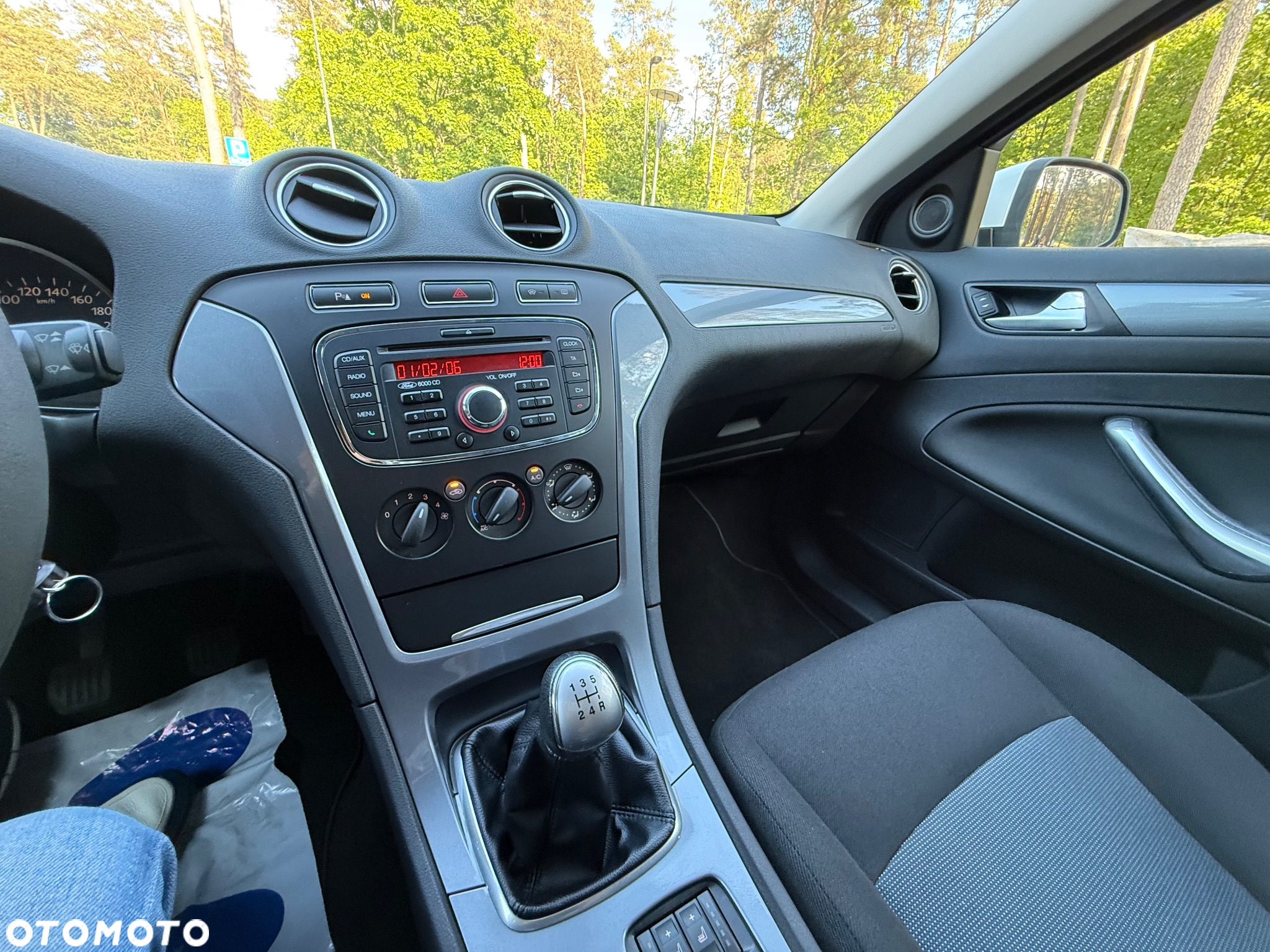 Ford Mondeo - 31