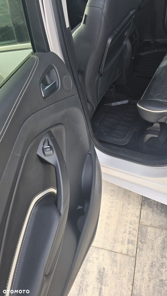 Ford Kuga 2.0 TDCi 4x4 Vignale - 11