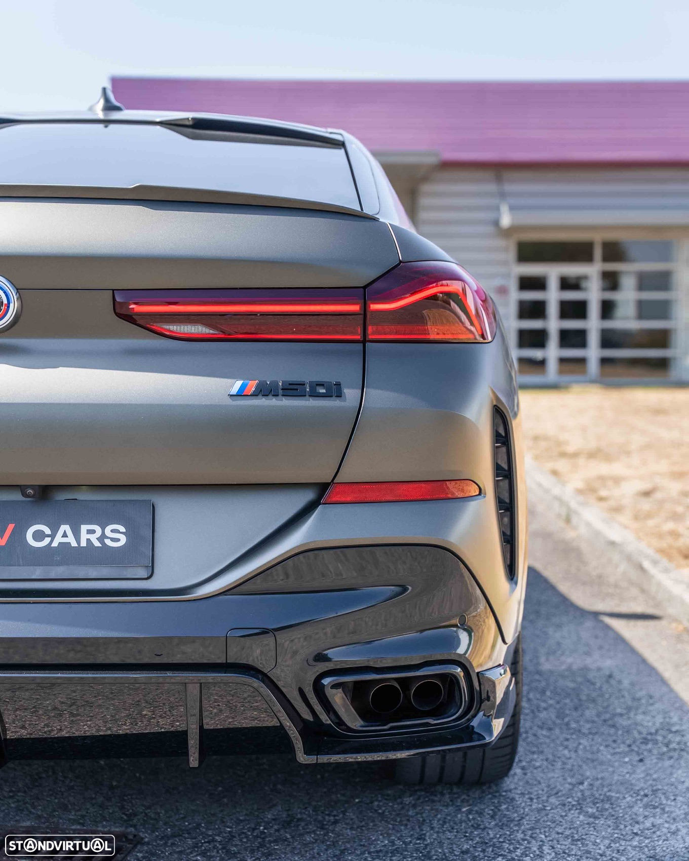 BMW X6 M50i - 14