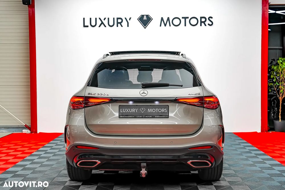 MERCEDES-BENZ GLC 2023 — imagine 9