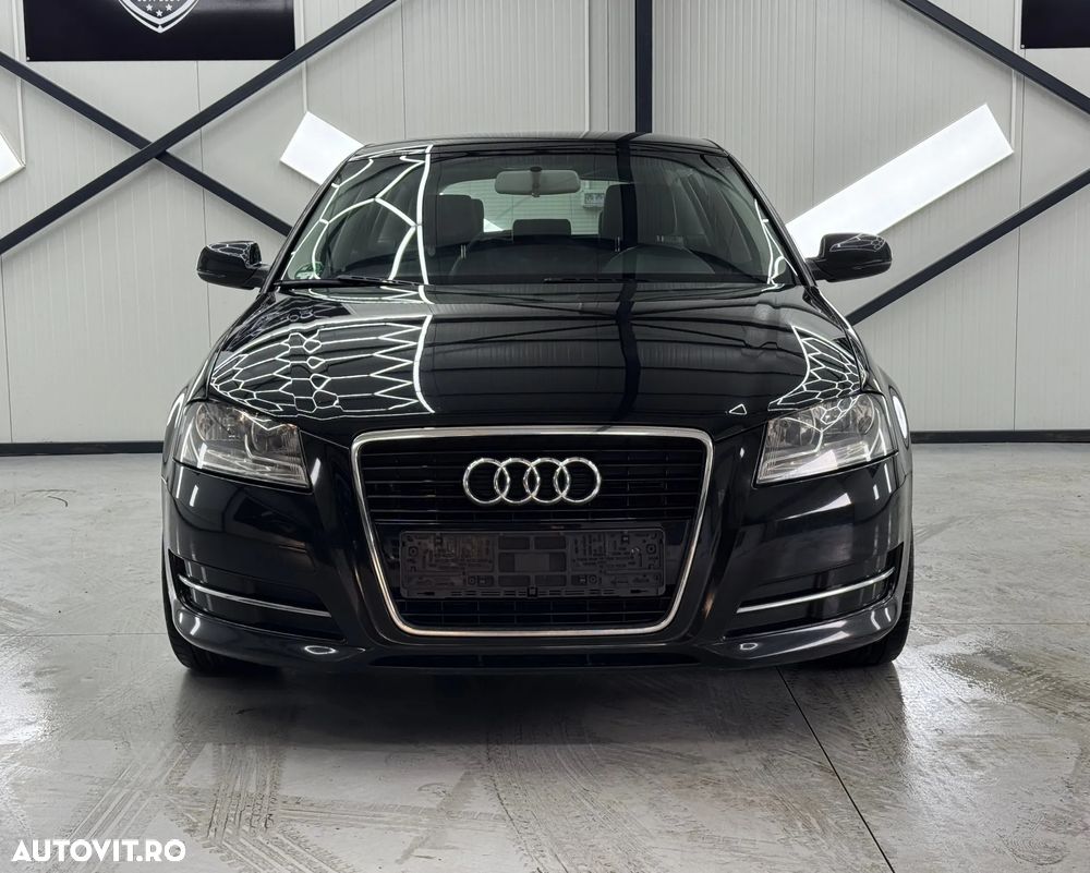 Audi A3 Sportback - 2