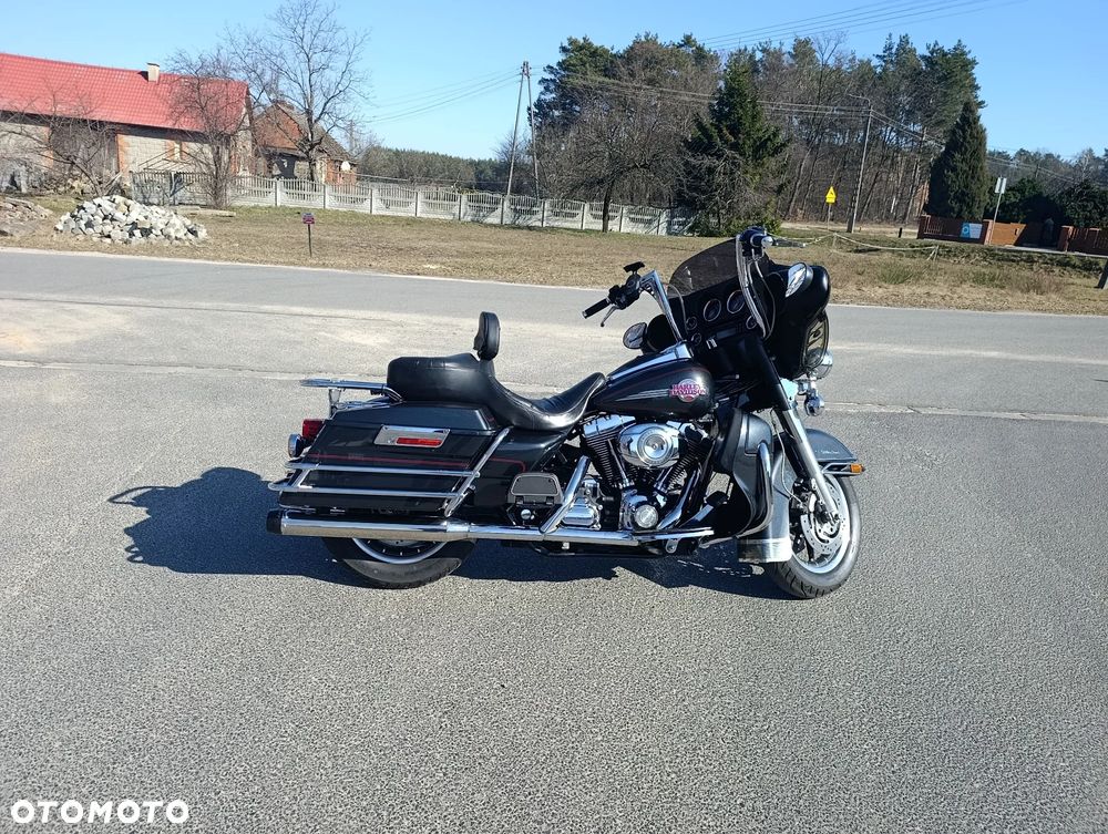 Harley-Davidson FLHT Electra Glide Standard - 4