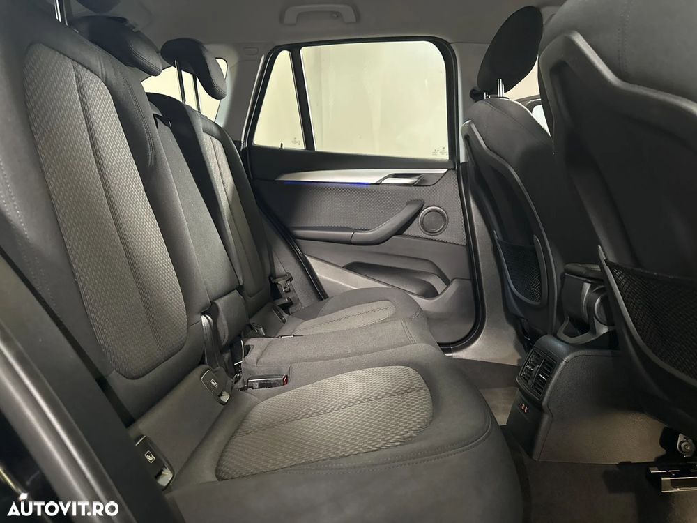 BMW X1 - 13
