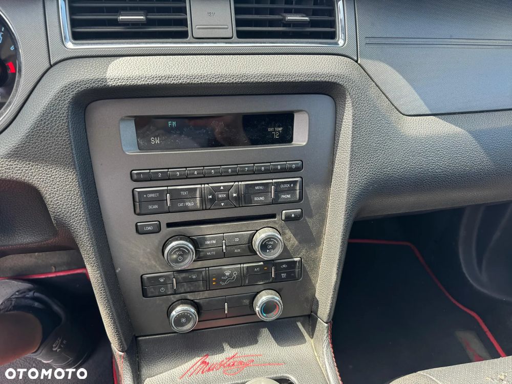 Ford Mustang 3.7 V6 - 8